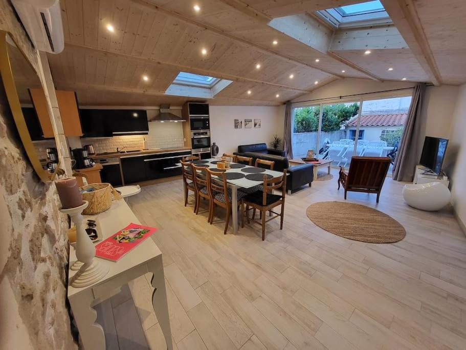 Maison Proche Plages, Port Et Tous Commerces Les Sables-dʼOlonne Esterno foto